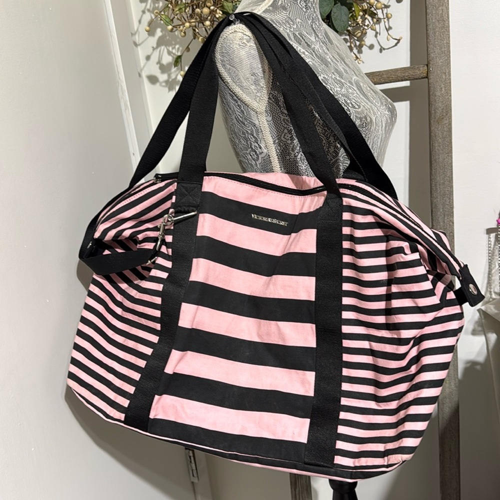 Victoria's Secret Pink Weekend Bag